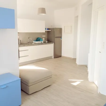 Naxos Апартаменты *